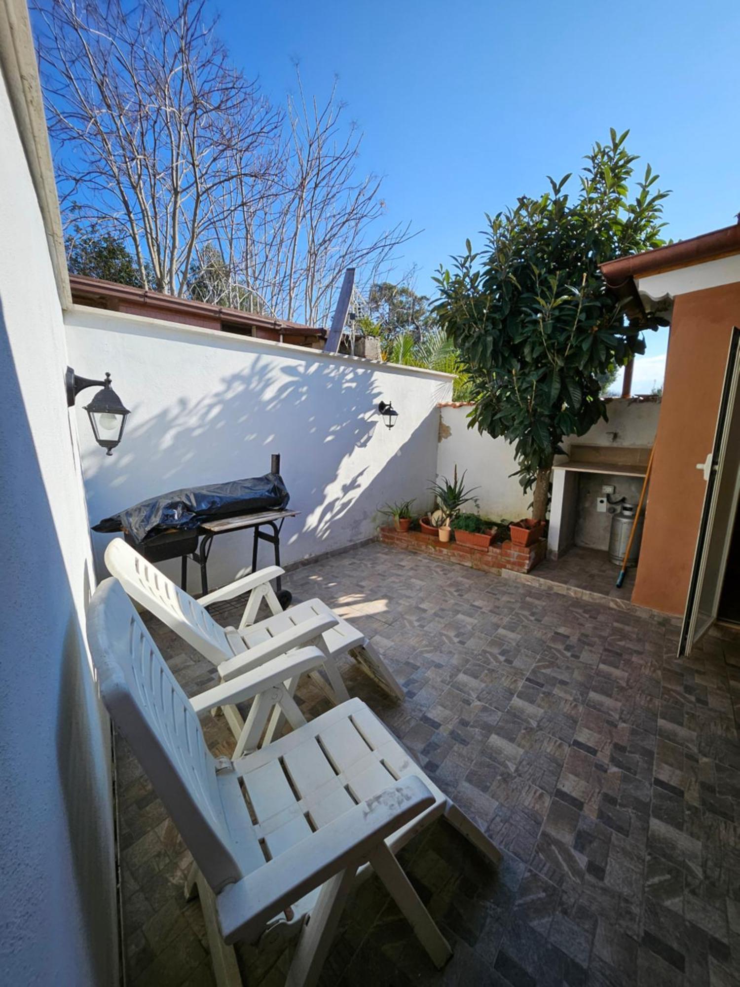 Casa Vacanze Dragona 15 Min Fco 10 Min Ostia Acilia Phòng bức ảnh